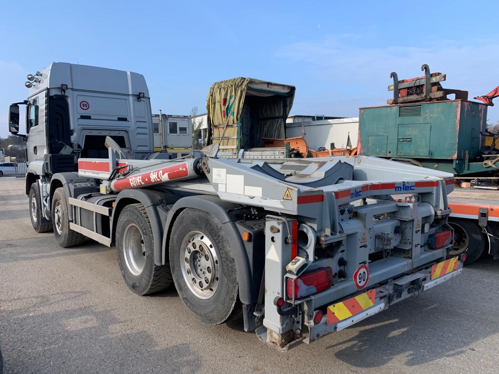 MAN TGS 35 440 mit Silosteller
